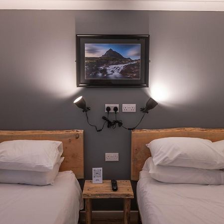 Hotel Roam West Fort William Esterno foto